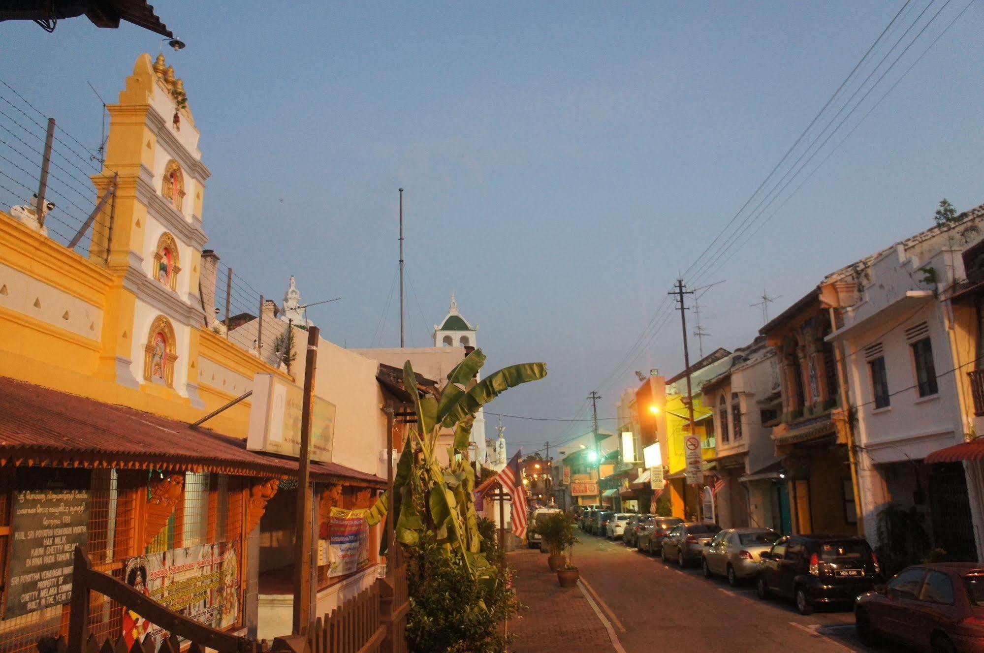Hotel Zamburger Heritage Melaka Ngoại thất bức ảnh